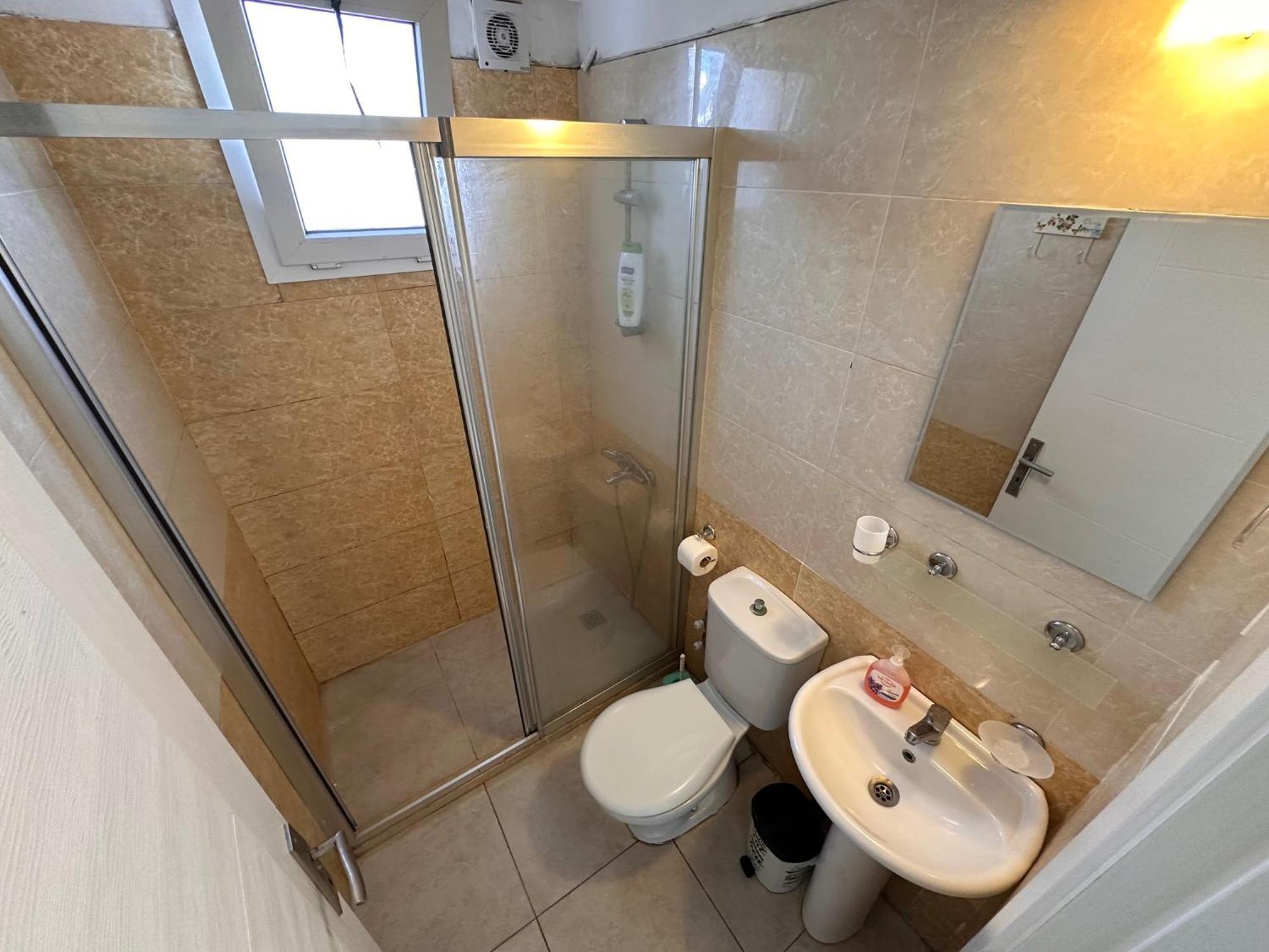 Daire Kyrenia Center, 2 Bedroom, 1 Living Room, Residential Girne